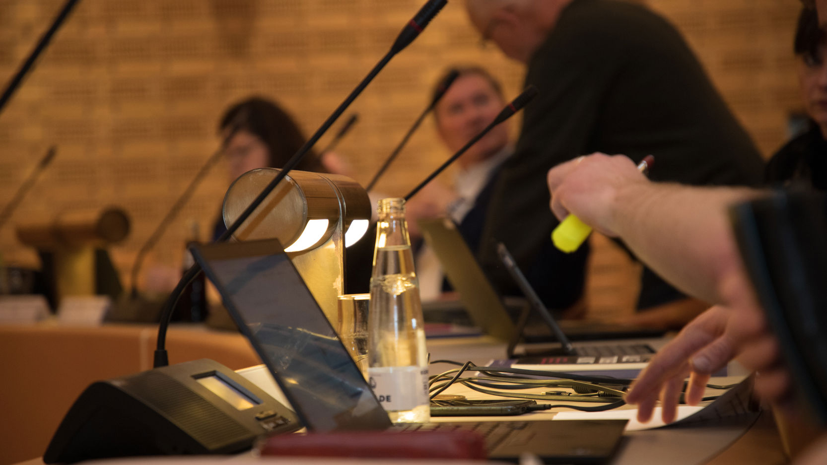 Siddeplads i byrådssalen